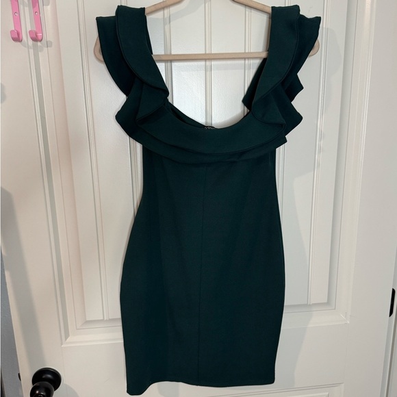 2/for $20 🪩 MIND CODE Elegant Dark Green Off-Shoulder Mini Dress (Medium) - Picture 6 of 7